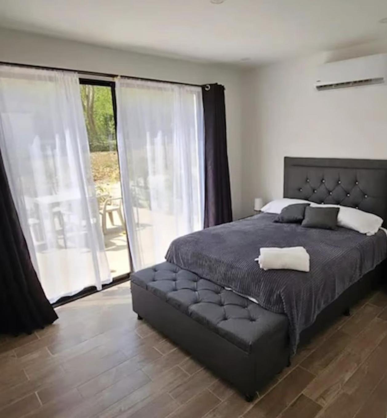 Amalife Beach Club & Hotel Tierra Bomba Esterno foto